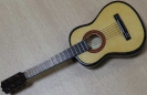 Китайская сувенирная гитара